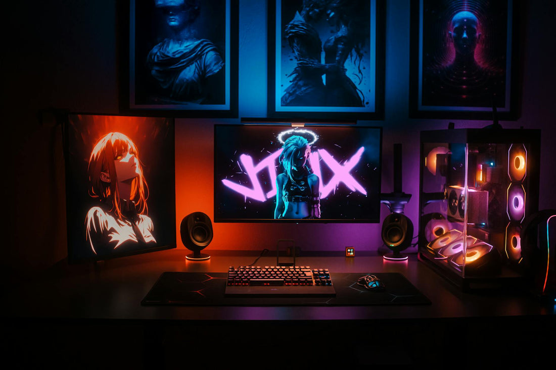 Tapis de souris RGB avec éclairage LED coloré sur un bureau gaming moderne